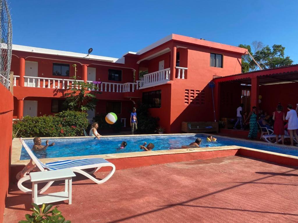 Villa Kiki Ensenada 푼타 루시아 외부 사진
